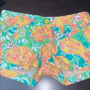 Lilly Pulitzer shorts size 2